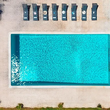 Valley Boutique - No Vale Com Piscina Privada E Jardim 别墅 拉戈阿