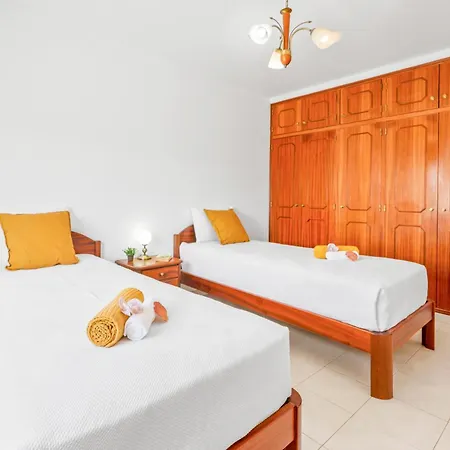 Valley Boutique - No Vale Com Piscina Privada E Jardim 别墅 拉戈阿