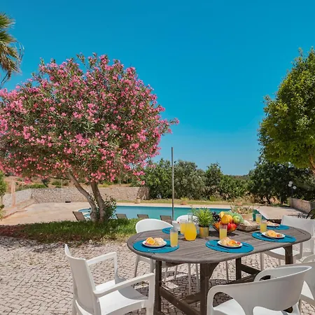 Valley Boutique - No Vale Com Piscina Privada E Jardim لاغوا