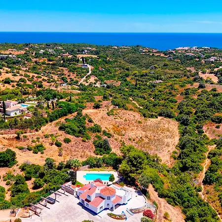 Valley Boutique - No Vale Com Piscina Privada E Jardim *